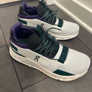 On Cloud Cloudnova - like new